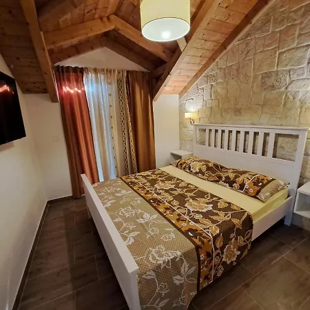 Casa Mia Villa *